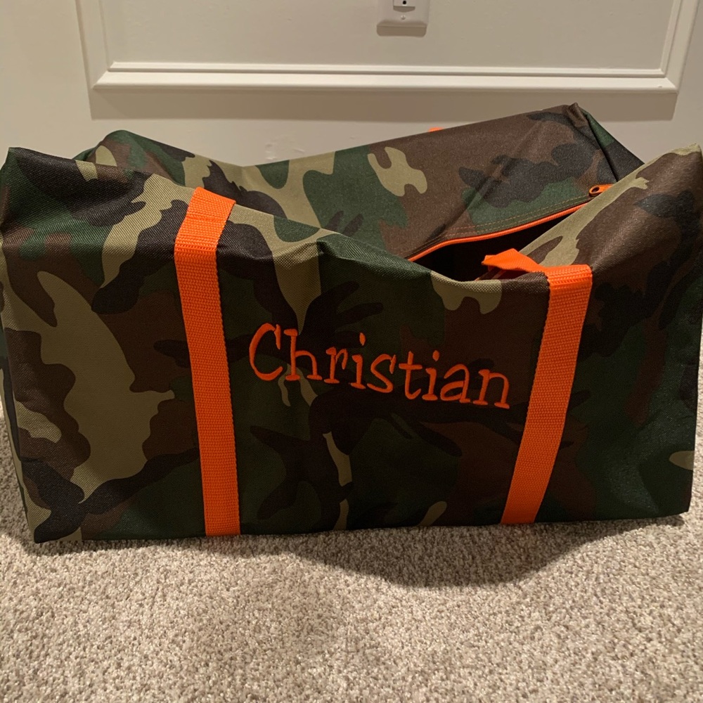 Camo kids duffel bag - orange, camo